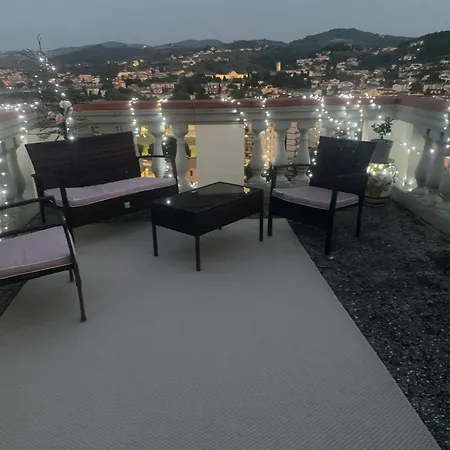 Bed & Breakfast L'orologio 3*
