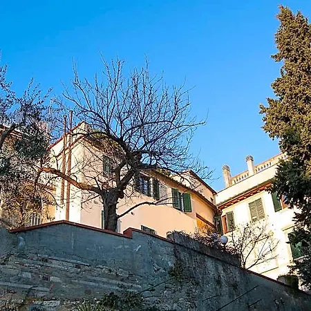 Bed & Breakfast L'orologio 3*